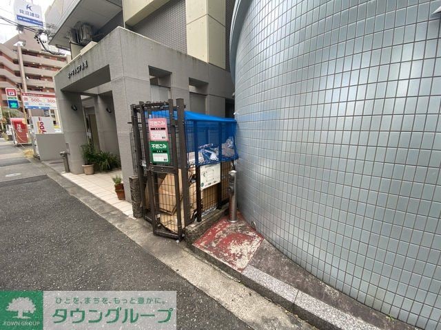 ロイヤルピジョン岩塚の物件内観写真