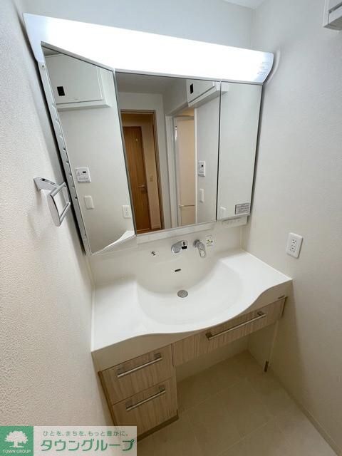 ロイジェント日吉の物件内観写真