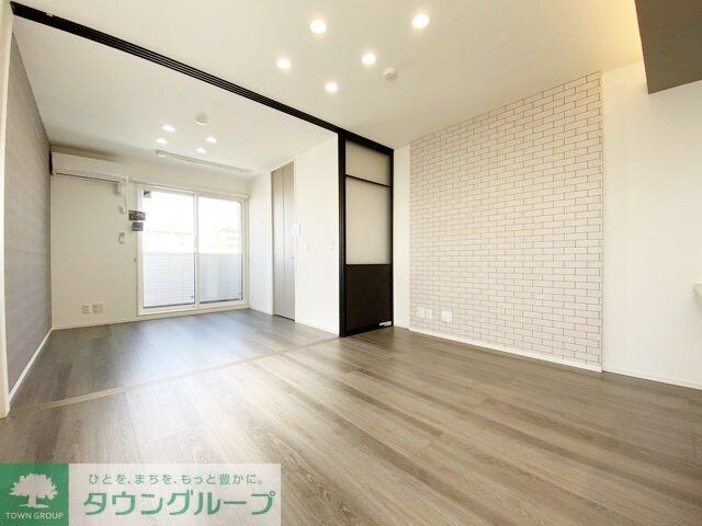 セレスティア森末町の物件内観写真