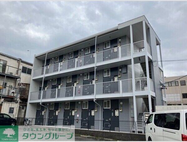 レオパレスプレジール山王の物件外観写真