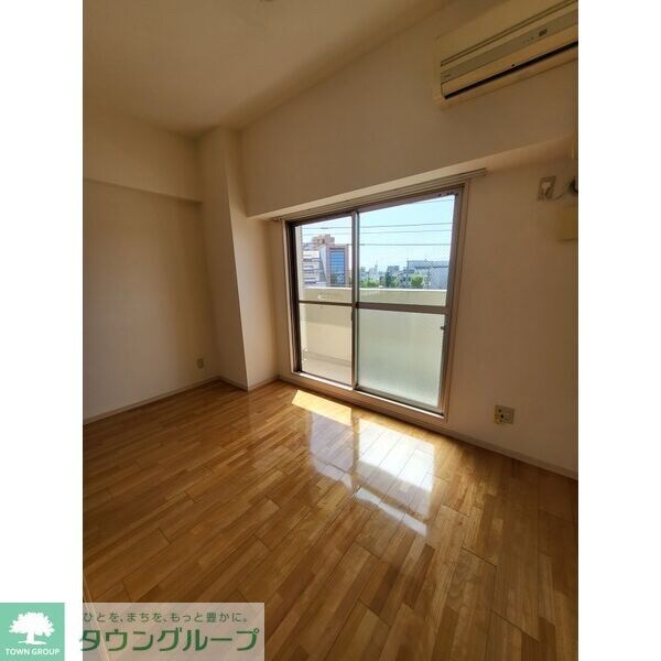 South Valleyの物件内観写真