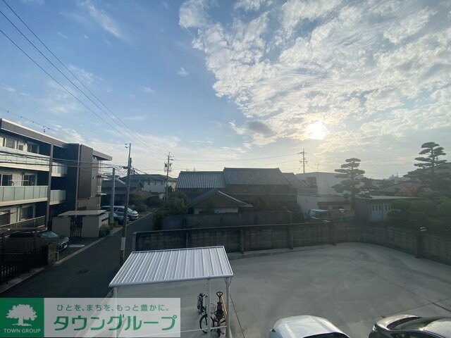 フロンティアの物件内観写真