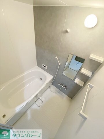 フロンティアの物件内観写真