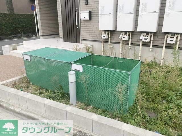 フロンティアの物件内観写真