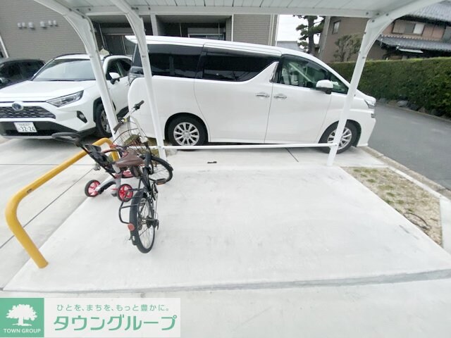 フロンティアの物件内観写真