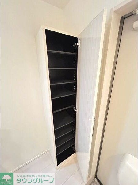 ロイヤルクレスト八熊の物件内観写真