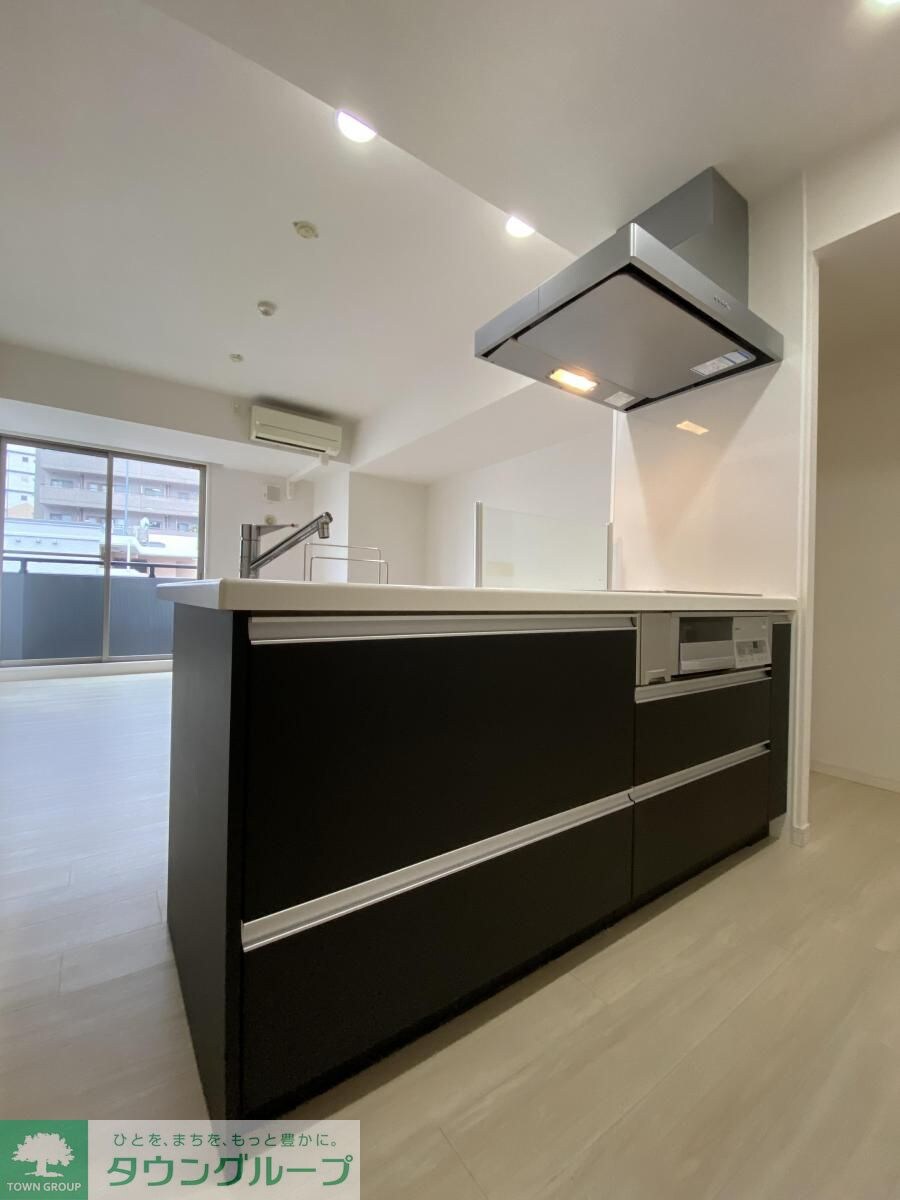 アーデン泉プレミアの物件内観写真