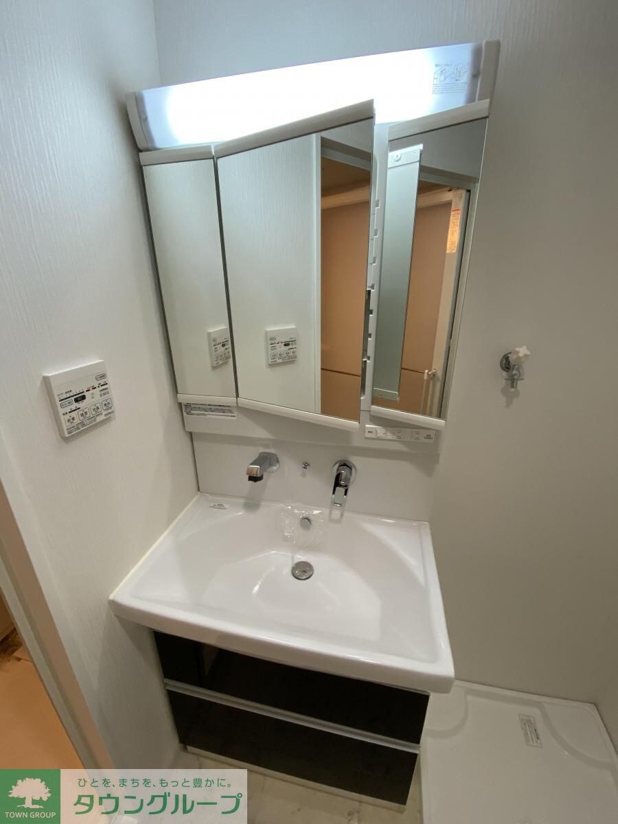 グランパークタワーの物件内観写真