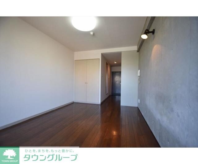 ノーサレンダーの物件内観写真