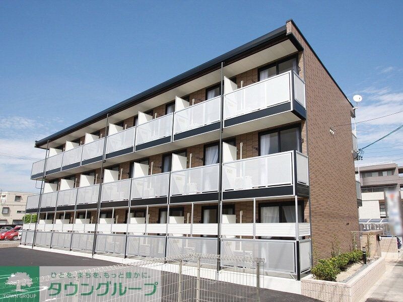 レオパレスＲ＆Ｆの物件外観写真