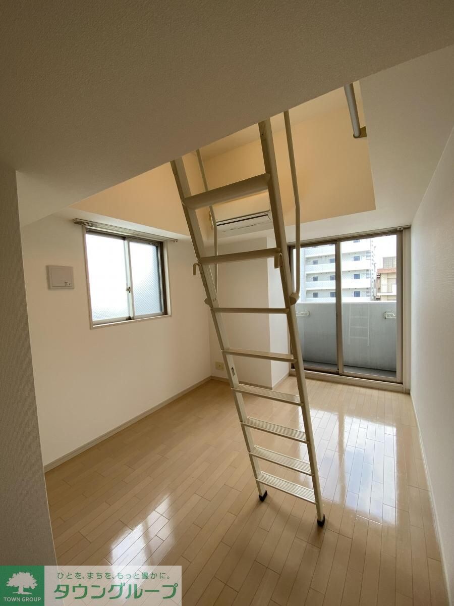 エステムコート名古屋栄デュアルレジェンドの物件内観写真