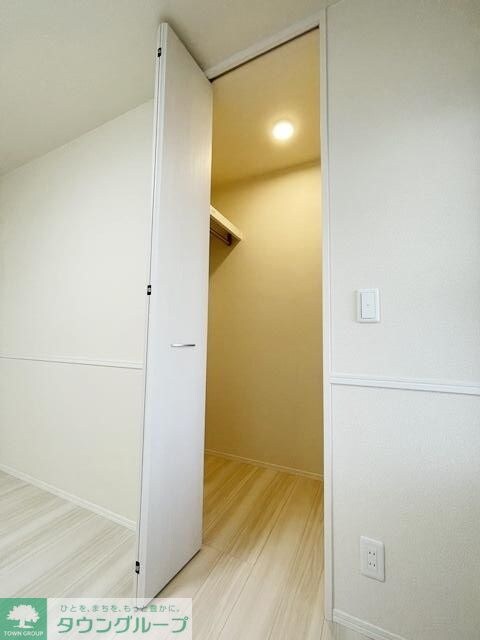 メゾンクレセントII八田の物件内観写真