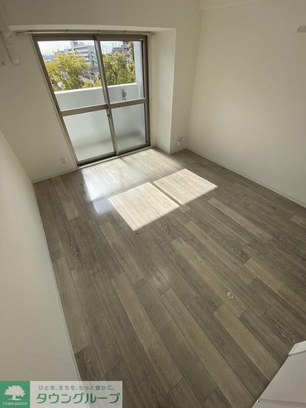 ル・ソレイユの物件内観写真