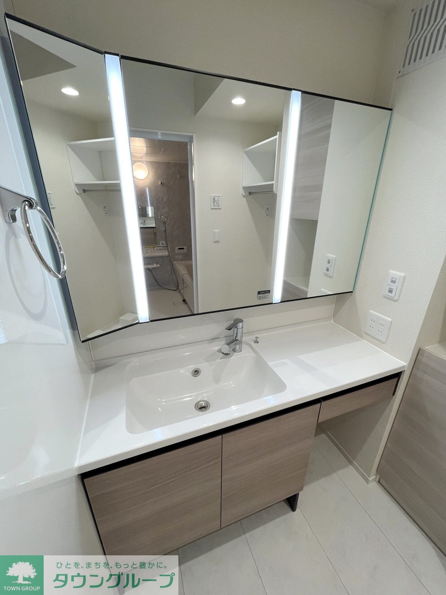 ルヴィータ庄内通の物件内観写真