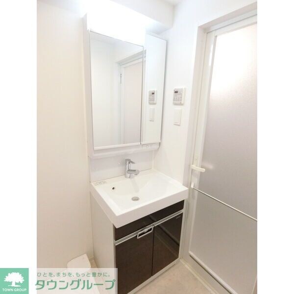 ディアレイシャス泉の物件内観写真