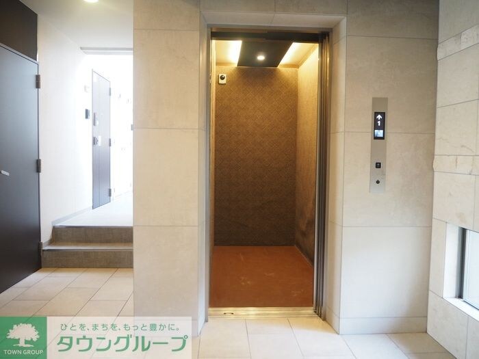 ロイヤルスクエア徳川の物件内観写真