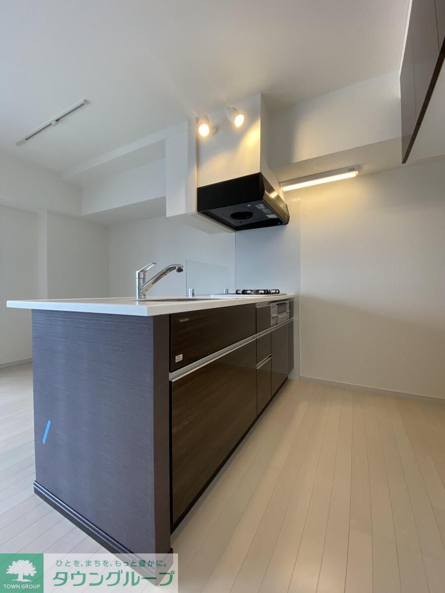 ファーストレジデンス栄の物件内観写真