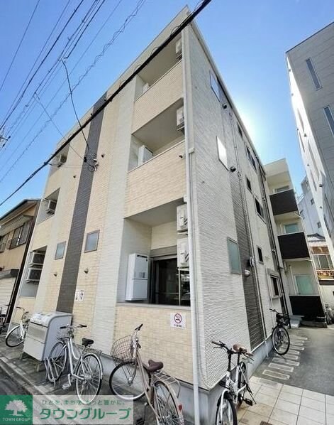 CRESTの物件外観写真