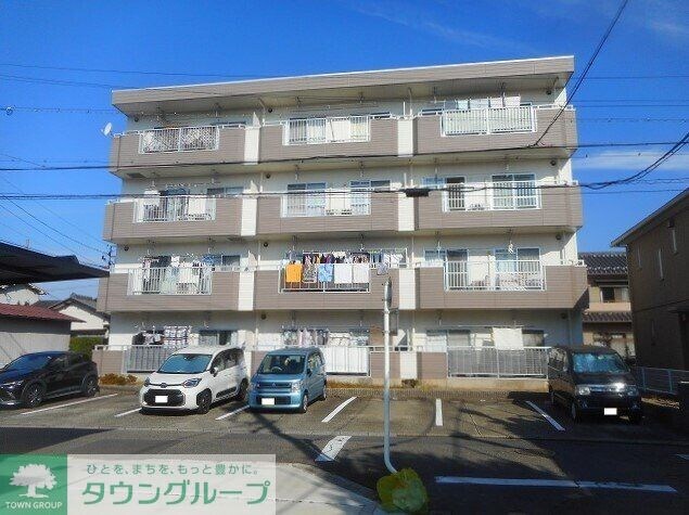 メゾンエクセル日比津の物件外観写真