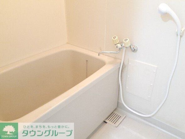 メゾンエクセル日比津の物件内観写真