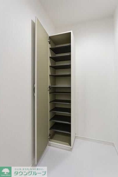 プレミア中村公園の物件内観写真