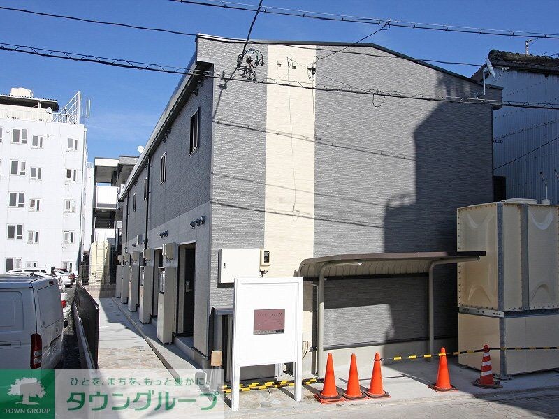 レオパレスウッドグリーンの物件外観写真