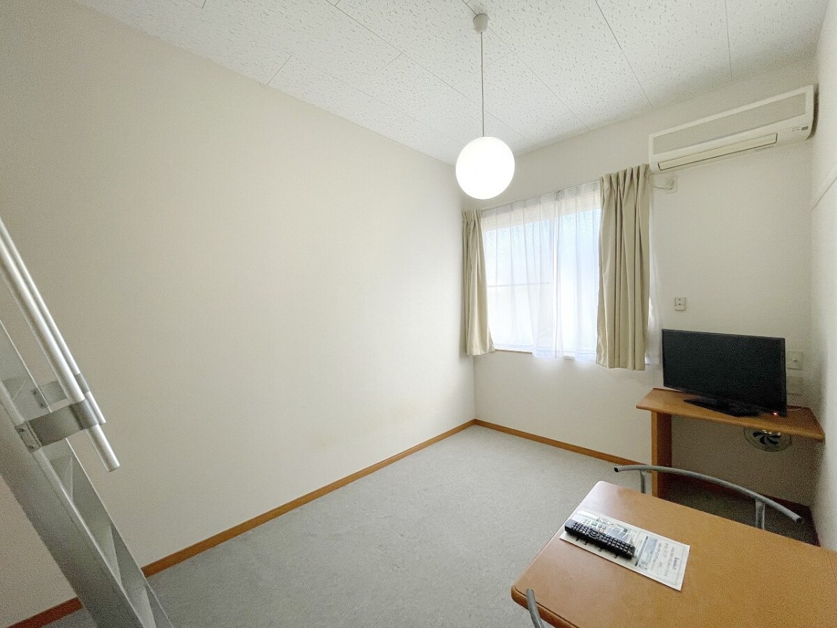 レオパレスクレストヒルズＫ２の物件内観写真