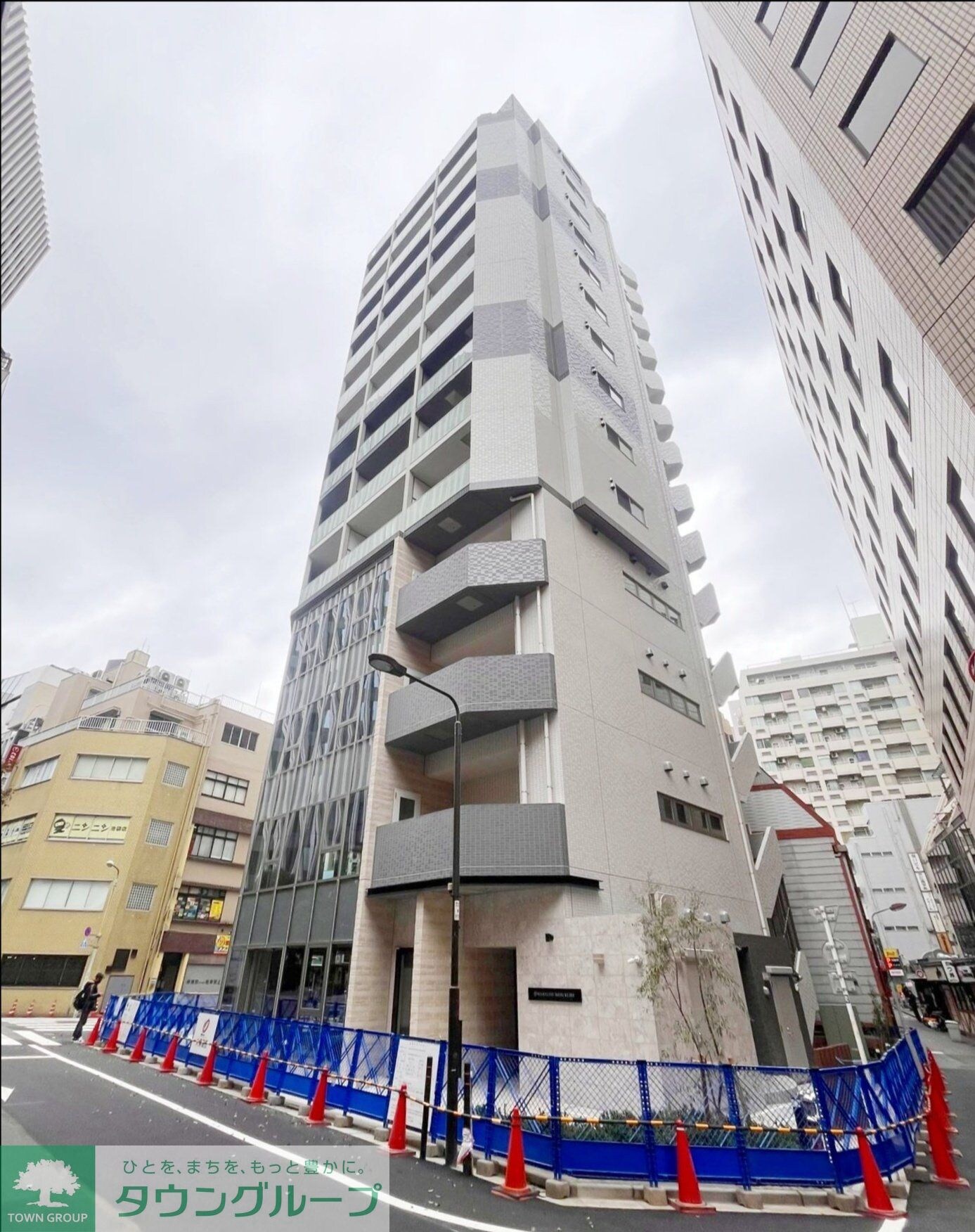 スコレサイト池袋の物件外観写真