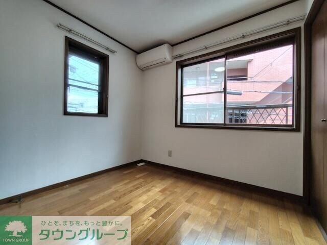 池袋本町二丁目戸建の物件内観写真