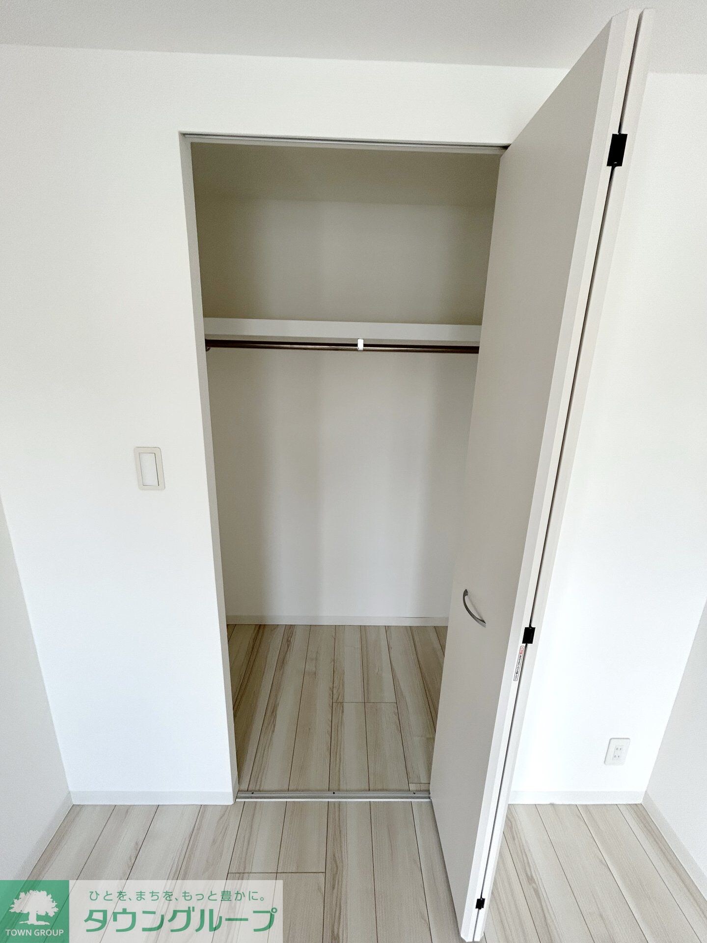 イート　アパートメント　ヴェリタスの物件内観写真