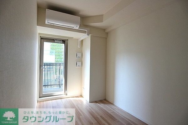 レジディア千駄木の物件内観写真