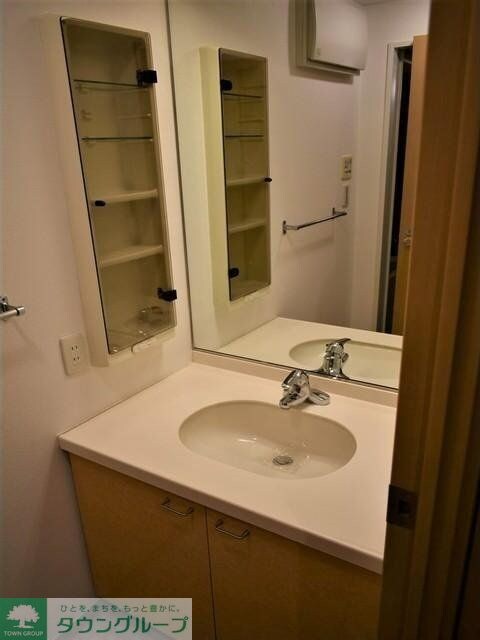 白金台アパートメントの物件内観写真