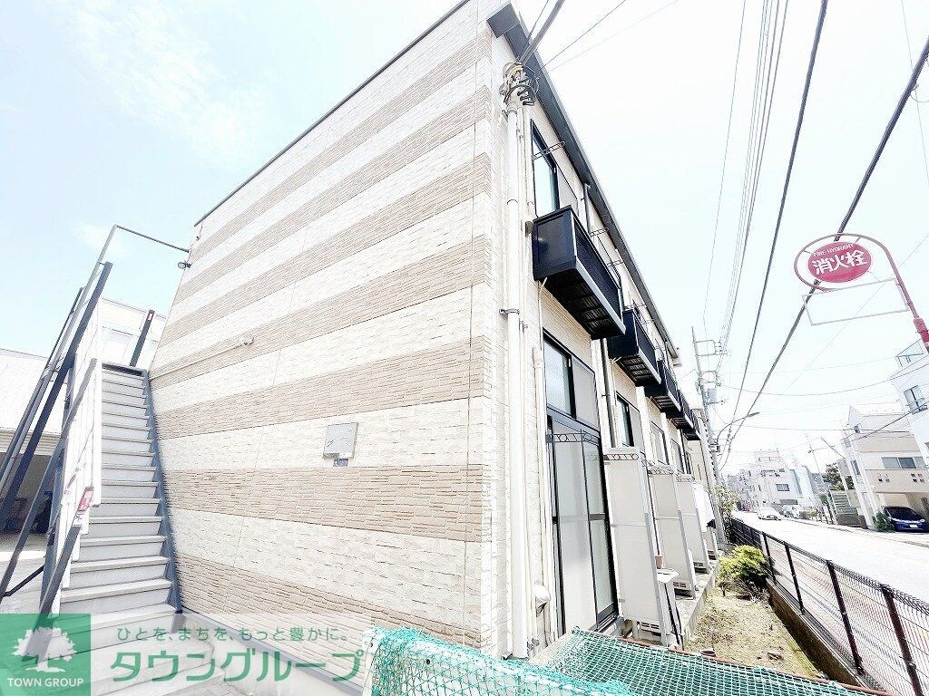 レオパレスフォンターナの物件外観写真