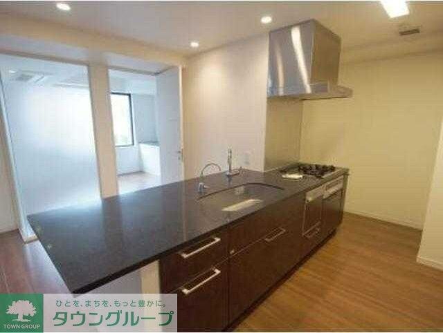 アルティスコート南青山の物件内観写真