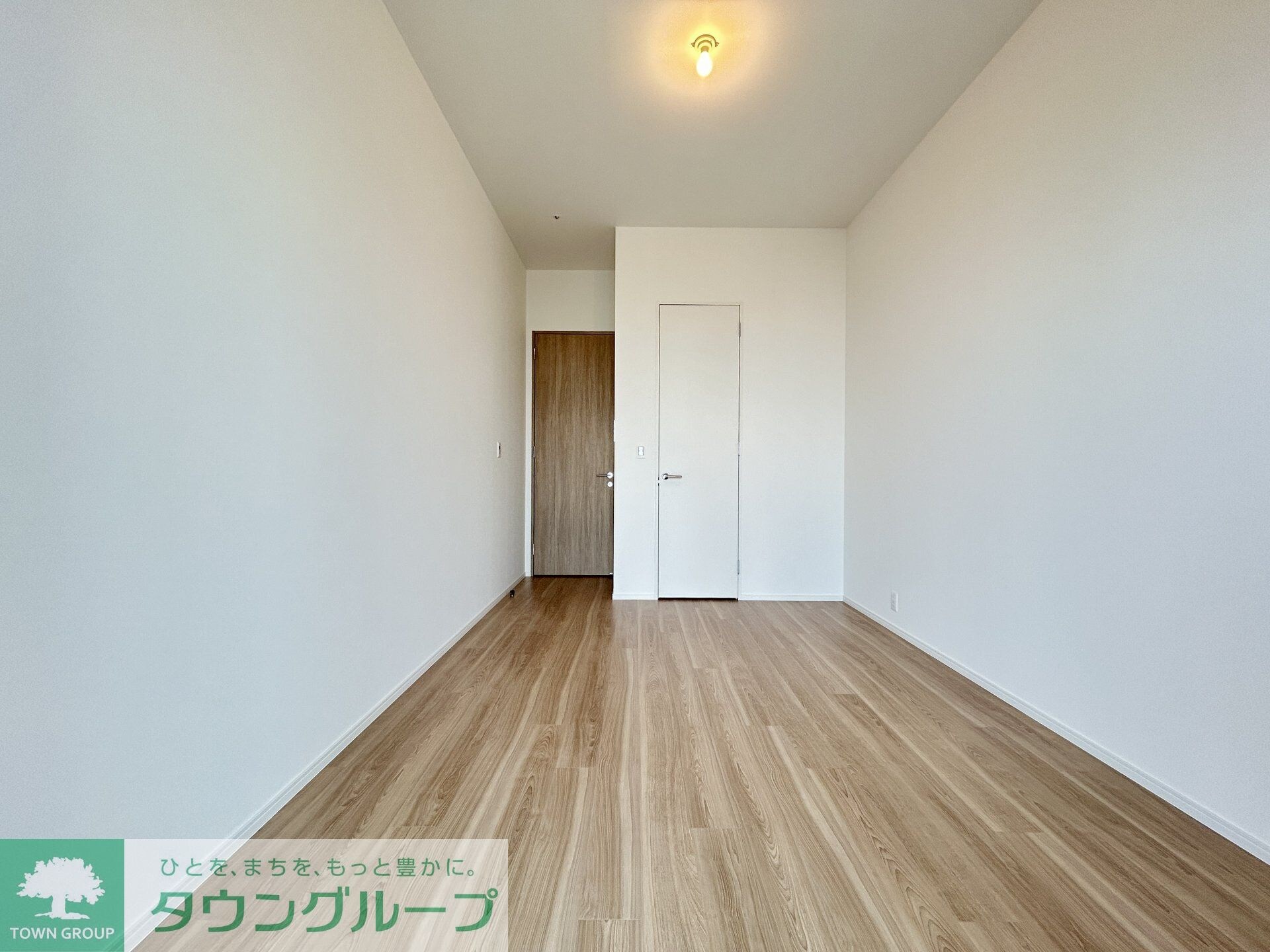 ＨＡＲＵＭＩ　ＦＬＡＧ　ＳＵＮ　ＶＩＬＬＡＧＥ　Ｔ棟の物件内観写真