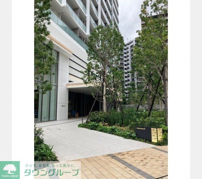 ＨＡＲＵＭＩ　ＦＬＡＧ　ＳＵＮ　ＶＩＬＬＡＧＥ　Ｔ棟の物件内観写真