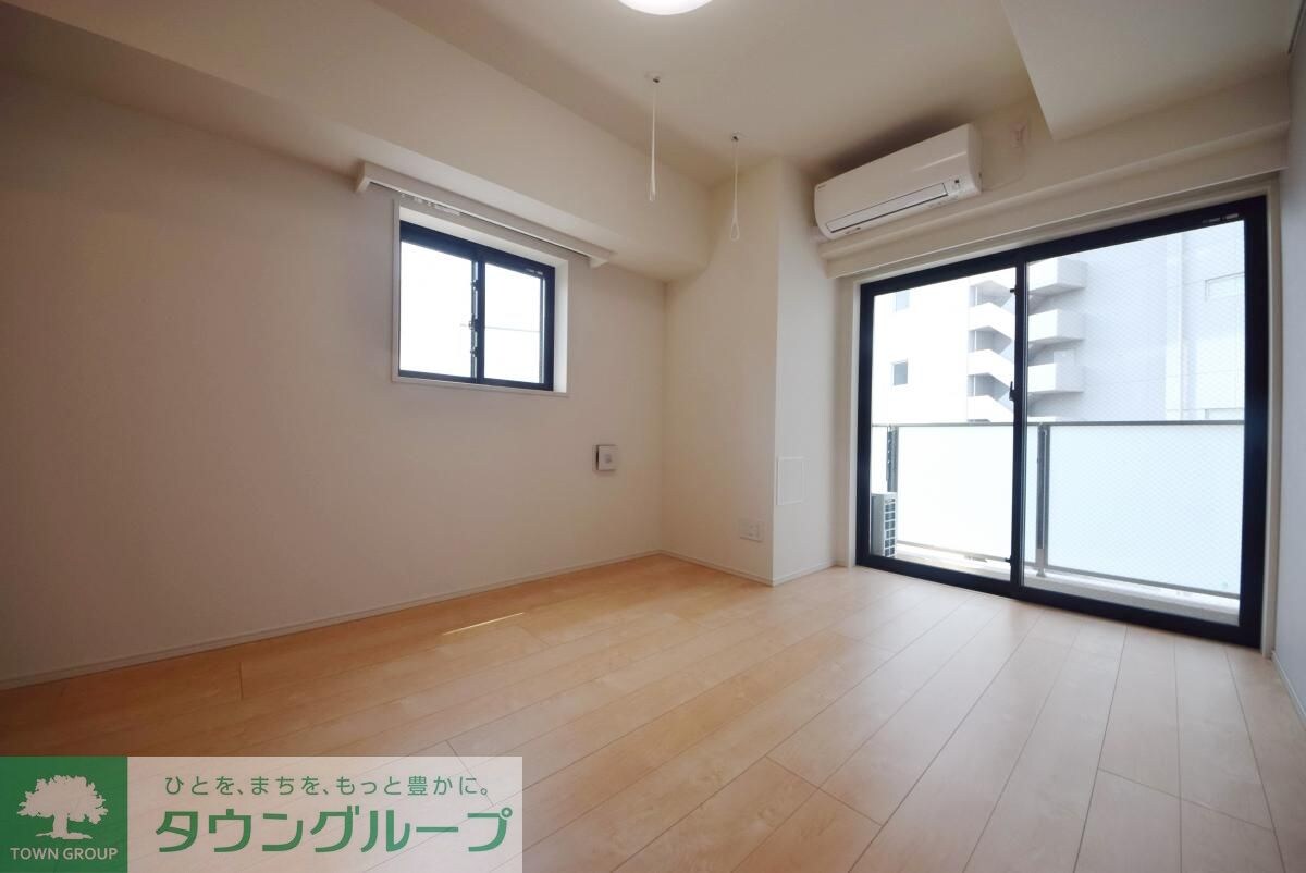 ONE ROOF RESIDENCE KIBA WESTの物件内観写真