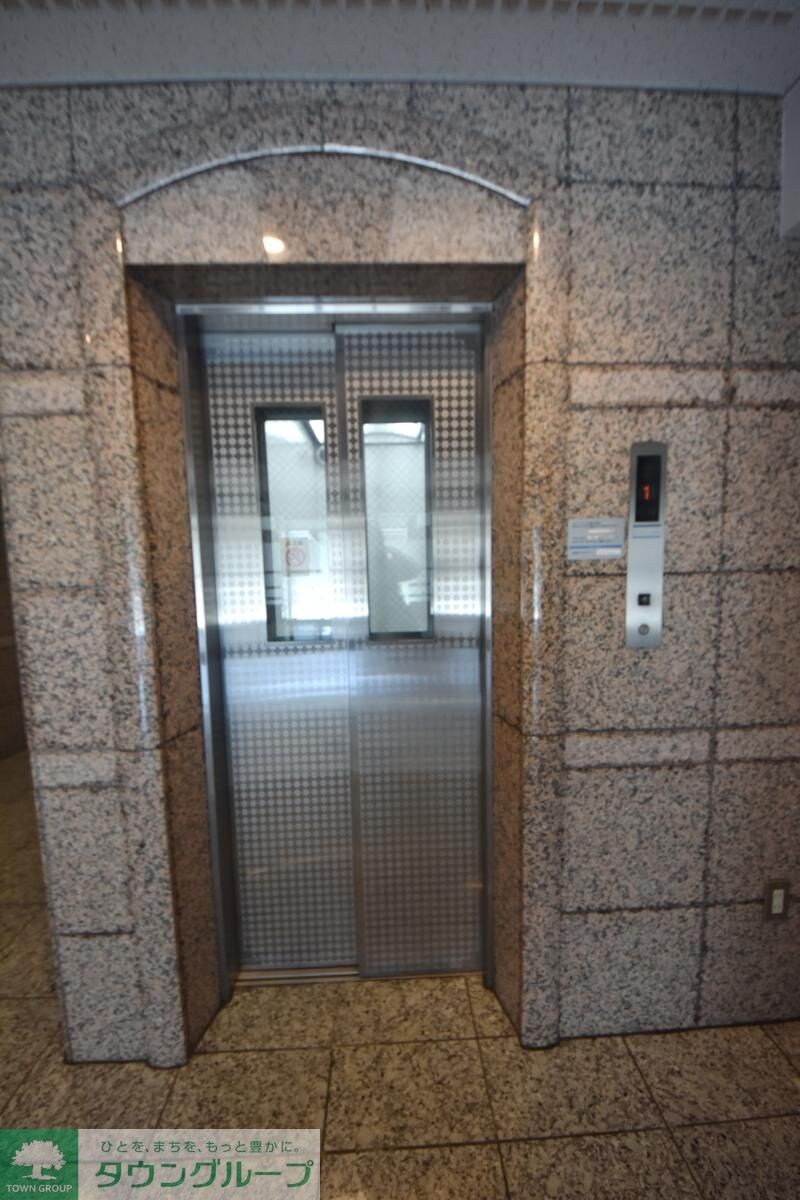 カスタリア新富町の物件内観写真