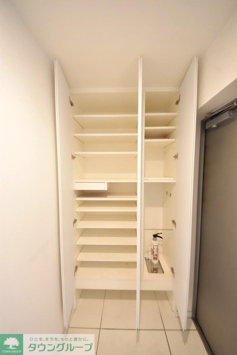 コンフォリア新川の物件内観写真