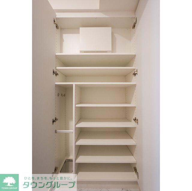 コンフォリア・リヴ豊洲キャナルの物件内観写真