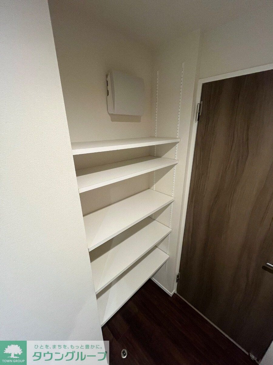 Ｃｈｌｏｅ　Ｗｅｓｔの物件内観写真