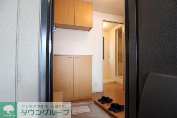 ライジングコートの物件内観写真