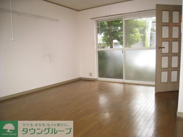 ブリージングタウン百草園の物件内観写真