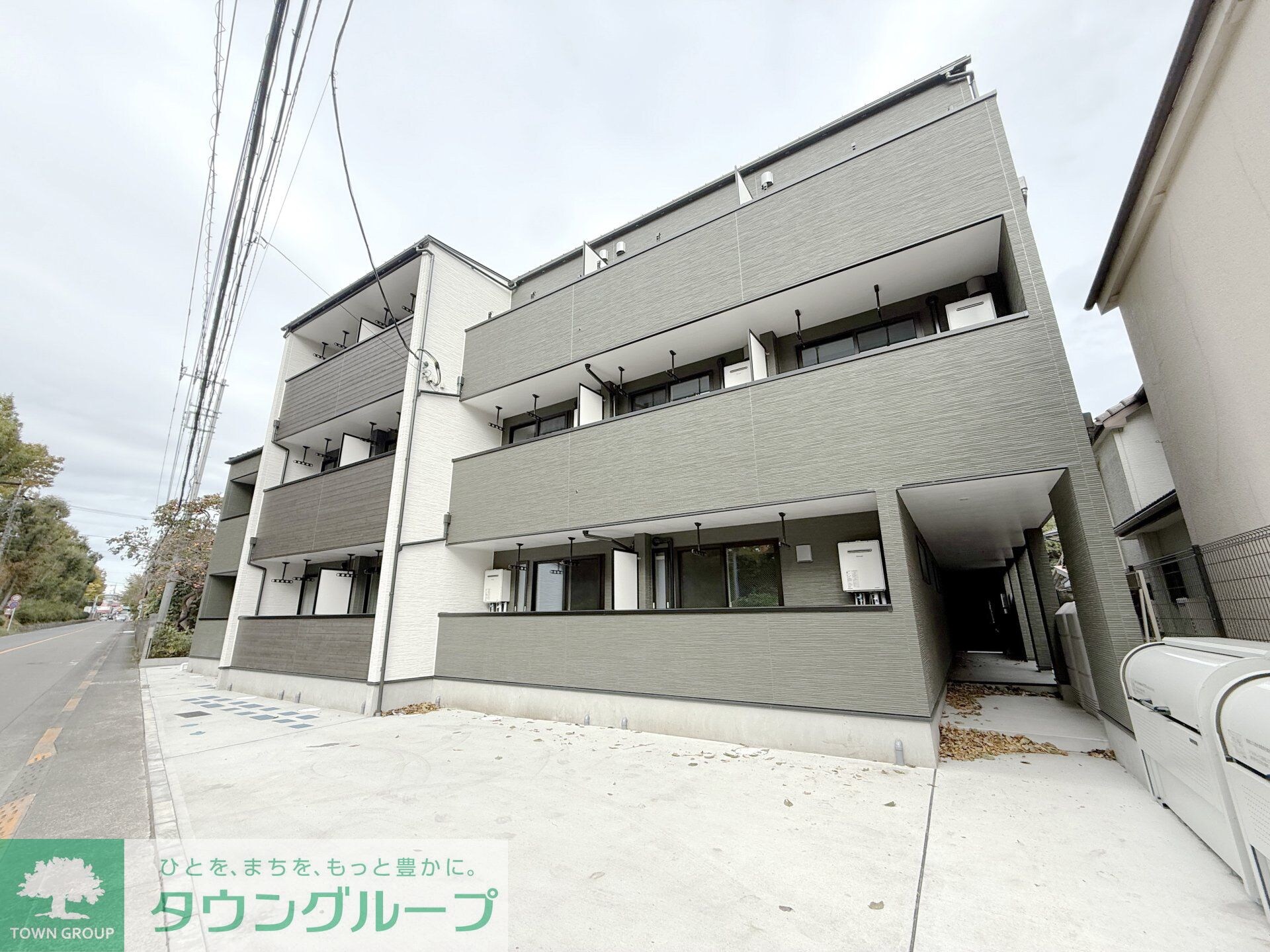 MELDIA福生IIIの物件外観写真