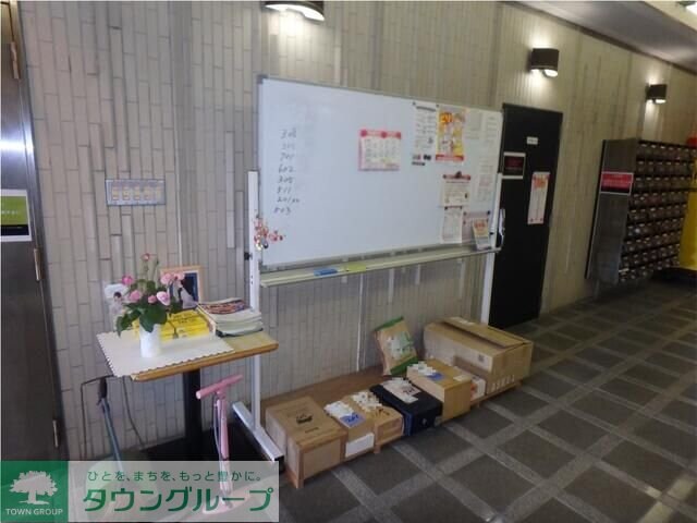 Ｑｕｅｅｎｓ　Ａｃａｄｅｍｉａの物件内観写真