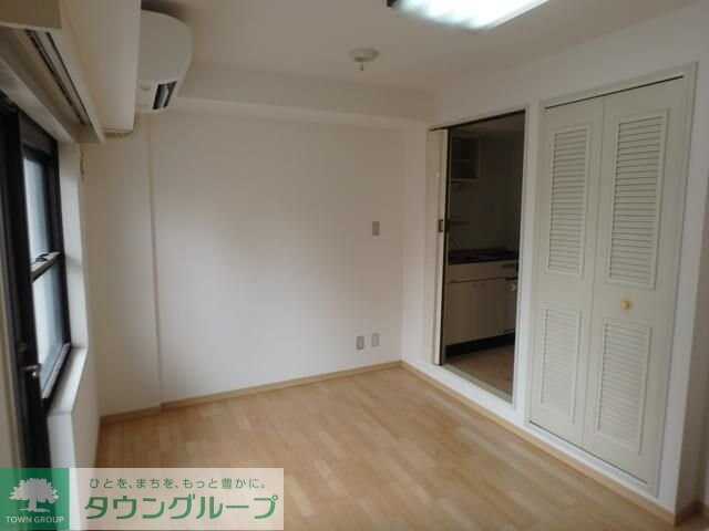 Ｑｕｅｅｎｓ　Ａｃａｄｅｍｉａの物件内観写真