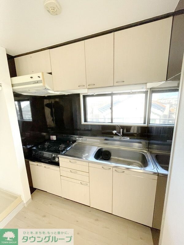 日宝コート金沢文庫の物件内観写真