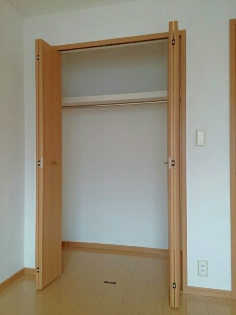 アンソレイエIIIの物件内観写真