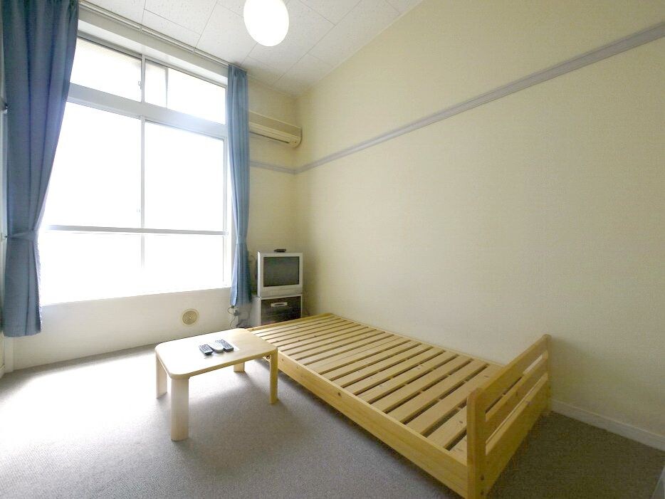 レオパレスアゼリアの物件内観写真