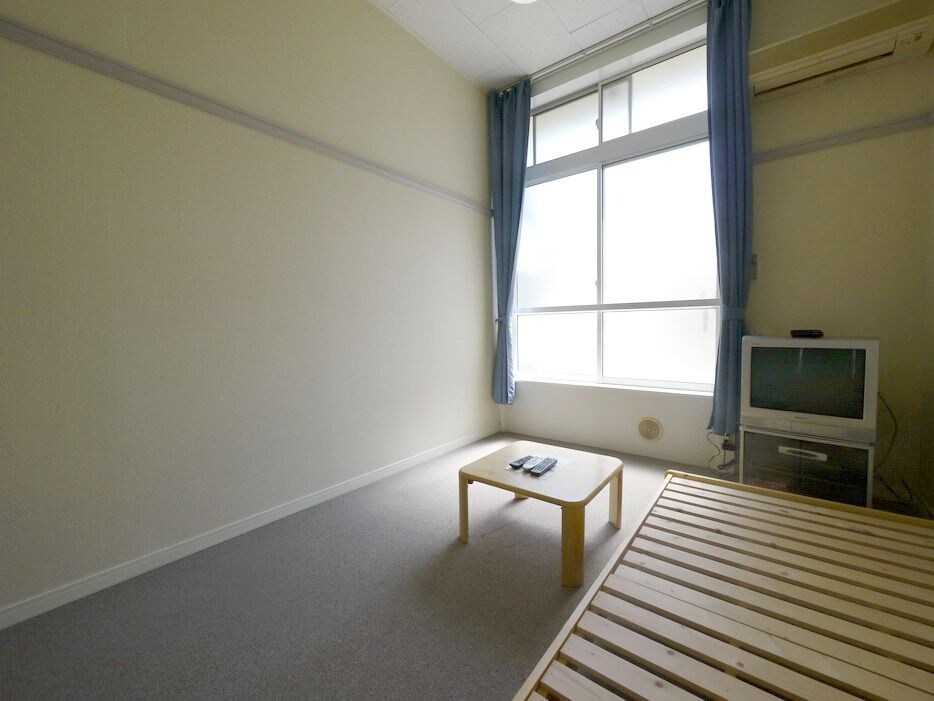 レオパレスアゼリアの物件内観写真